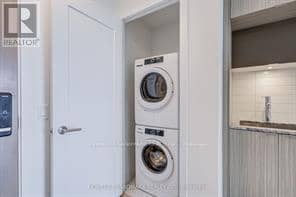 2205 - 575 Bloor Street E — photo 18 of 40