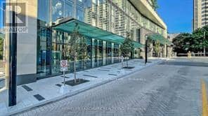 2205 - 575 Bloor Street E — photo 4 of 40