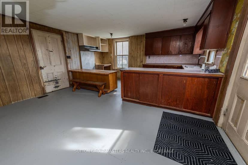 407 Blessington Road — photo 27 of 40