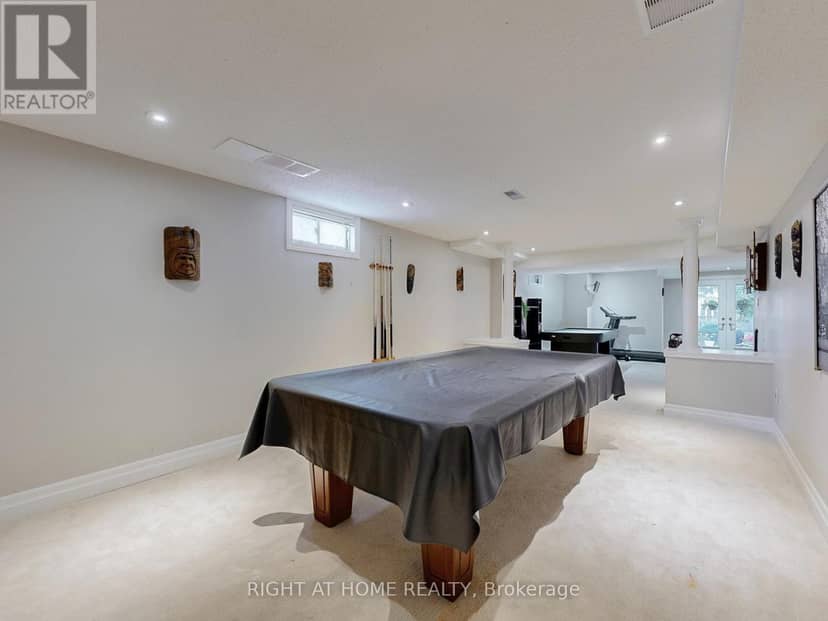 963 Northern Prospect Crescent — photo 40 of 40