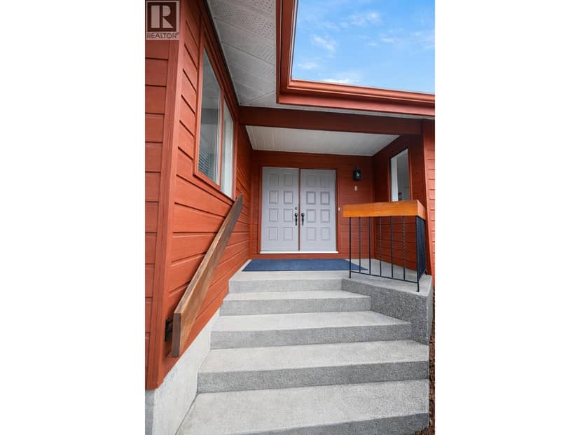 8 MELDRUM STREET, Kitimat, photo 2
