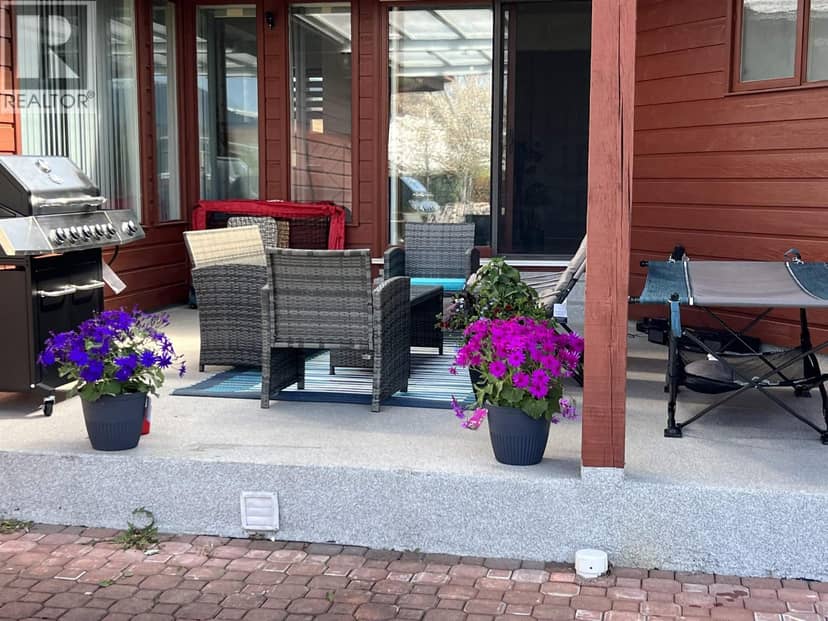 8 MELDRUM STREET, Kitimat, photo 3