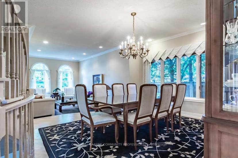 223 Briar Hill Crescent — photo 8 of 40
