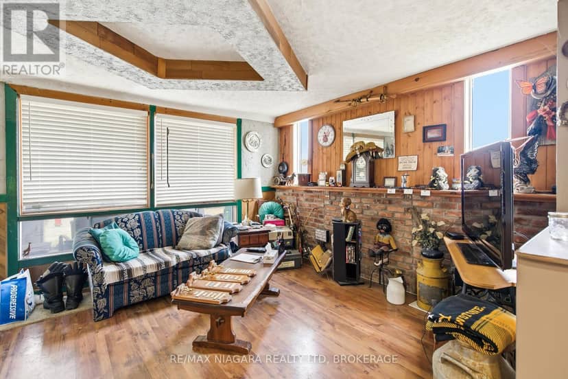 8356 Oakwood Drive — photo 22 of 30