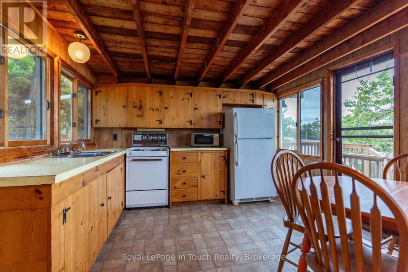 13182 Georgian Bay Shore — photo 16 of 40