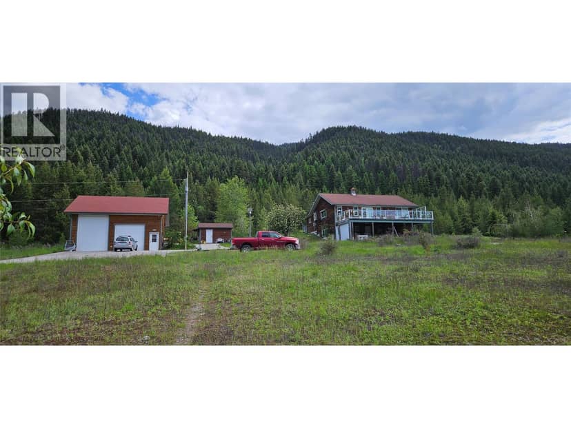 12165 Highway 3, Greenwood