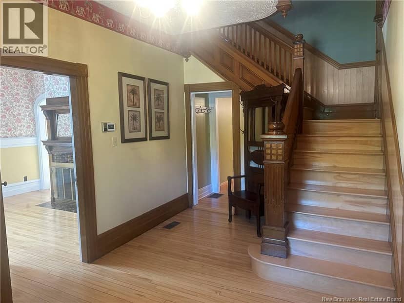 1201 West Riverside Drive — photo 14 of 40