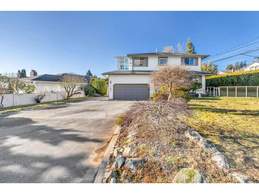 1191 Finlay Street, White Rock, photo 2