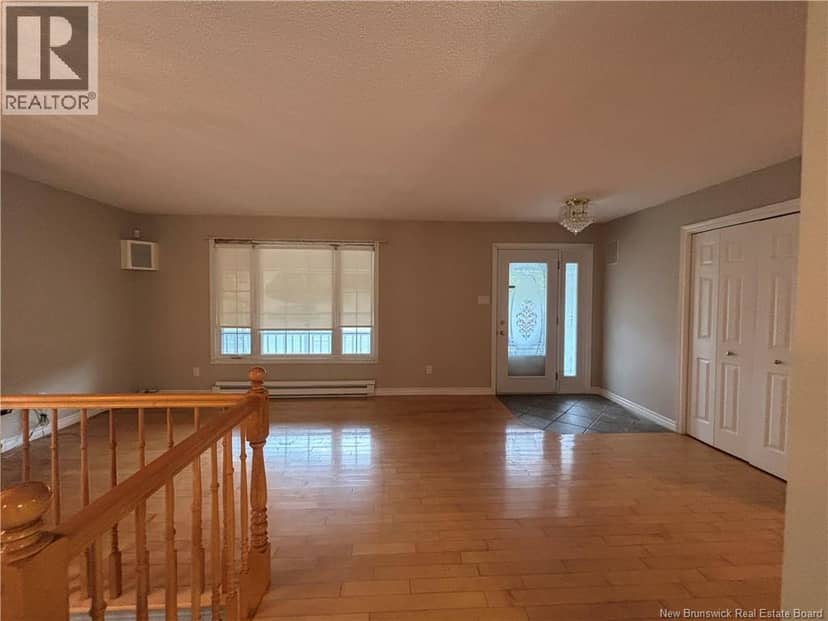 1610 St Peter Avenue — photo 18 of 38