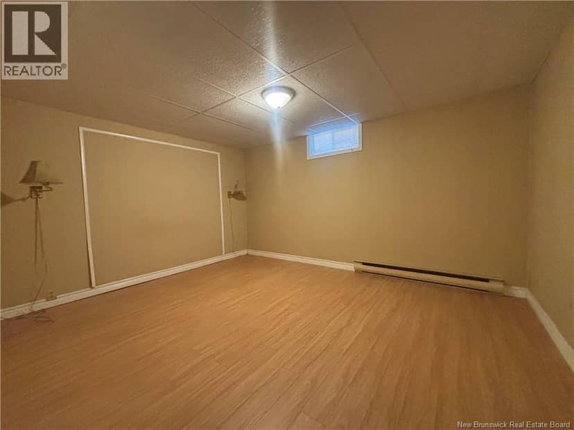 1610 St Peter Avenue — photo 37 of 38
