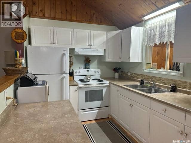 711 Waskos DRIVE — photo 17 of 37