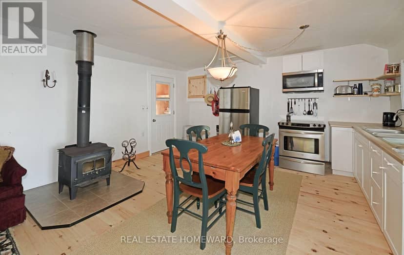 260 South Shores Road — photo 7 of 31
