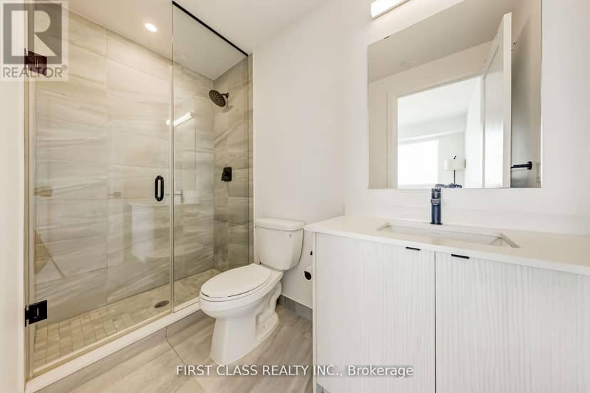 904 - 2369 Danforth Avenue — photo 15 of 22