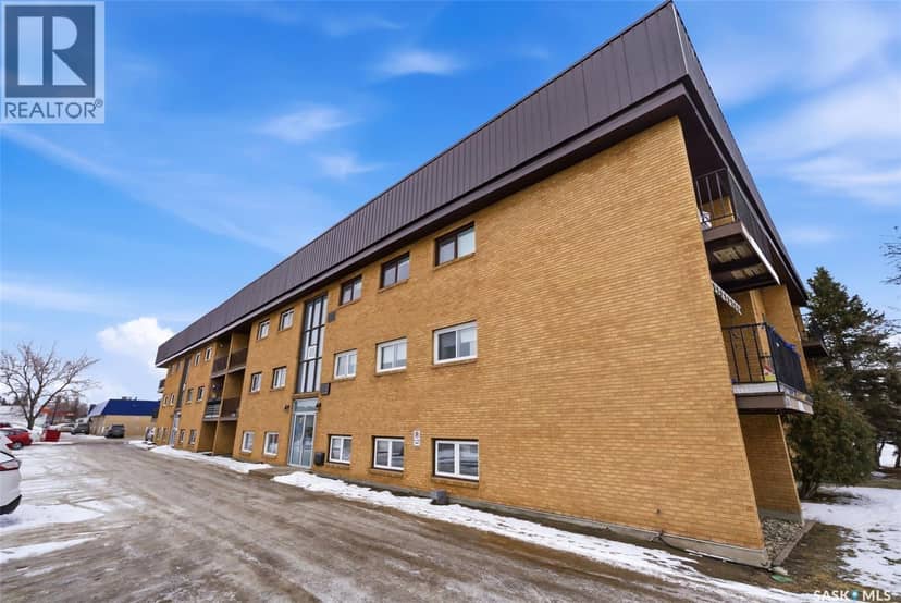 3 4341 Rae STREET, Regina