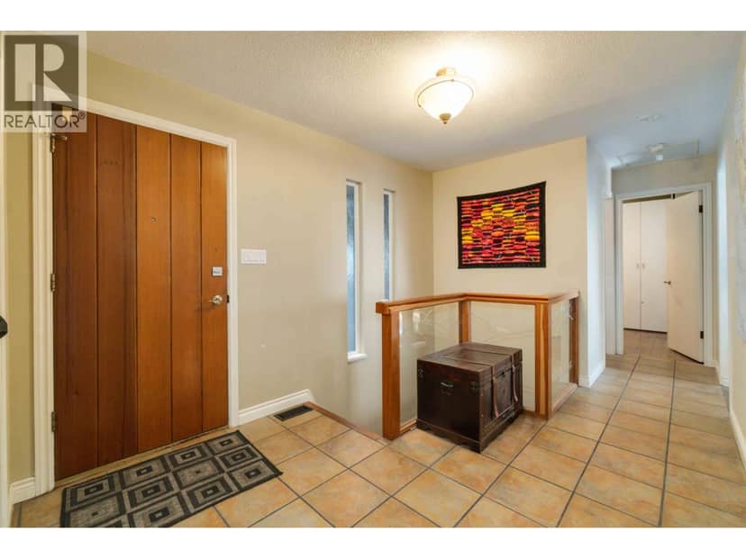 5189 MADEIRA COURT, North Vancouver, photo 3