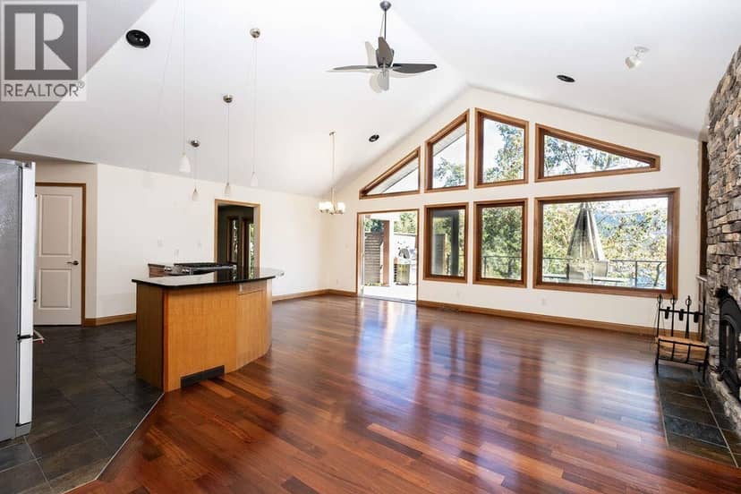 22 4622 SINCLAIR BAY ROAD, Garden Bay