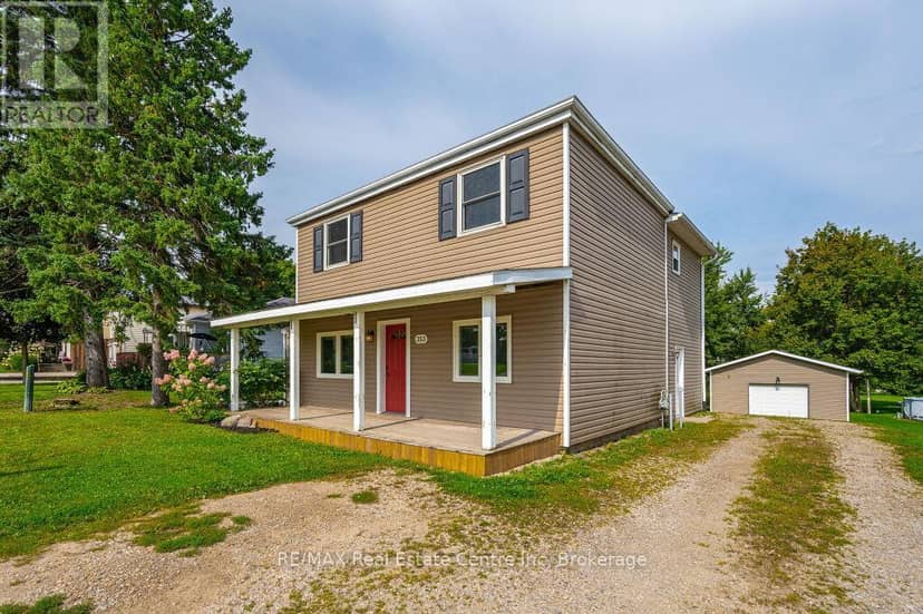 353 Wellington Street E — photo 3 of 40
