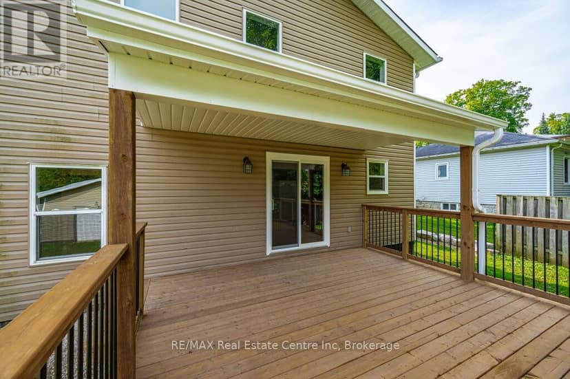 353 Wellington Street E — photo 36 of 40