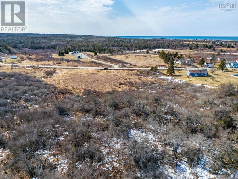 Lot Main Shore Road — photo 10 of 16