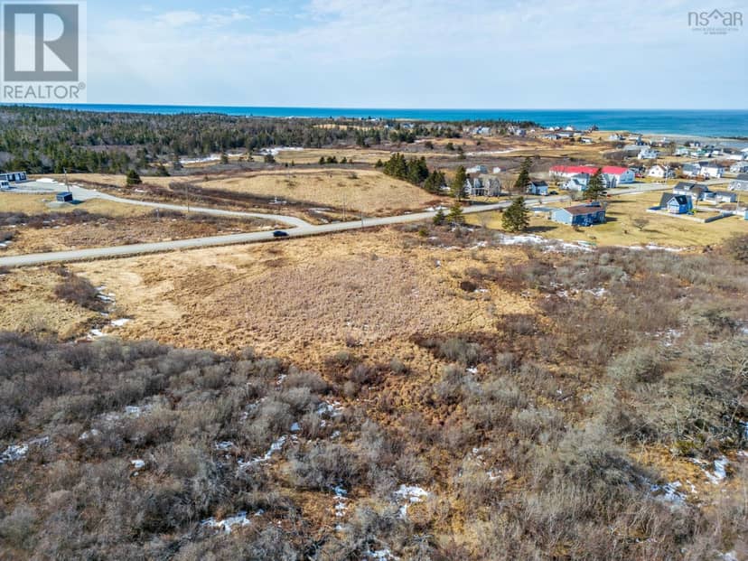 Lot Main Shore Road — photo 9 of 16