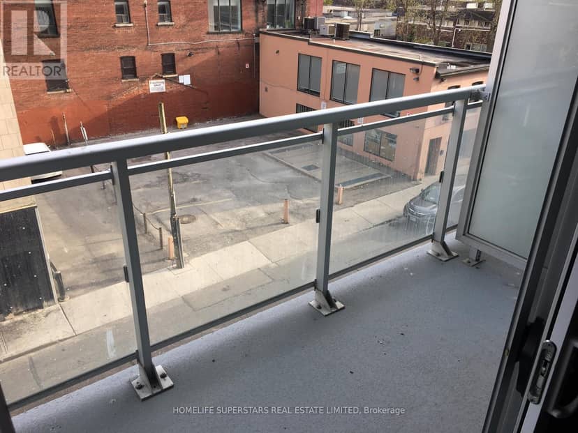 305 - 10 Willison Square N — photo 27 of 27