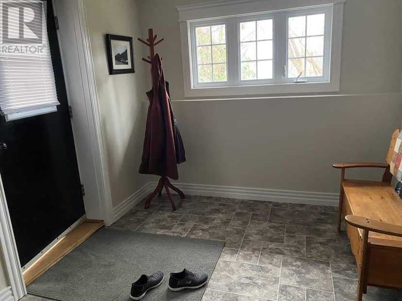 35 Rattley Row, Brigus, photo 3