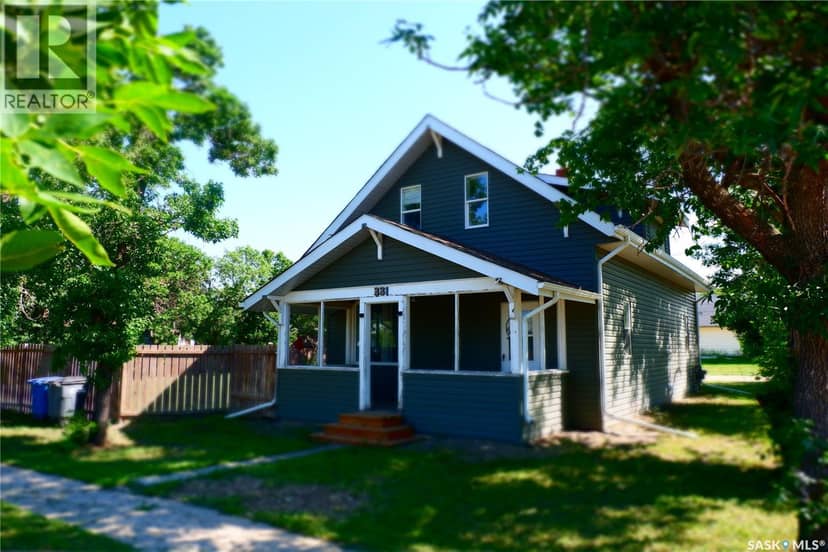 331 3rd AVENUE W — photo 1 of 27
