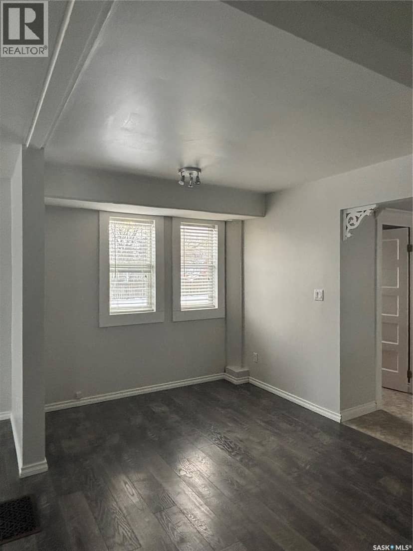 331 3rd AVENUE W — photo 10 of 27