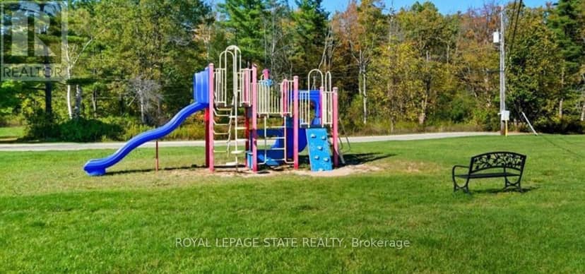 13 Spruce - 4449 Milburough Line — photo 31 of 38