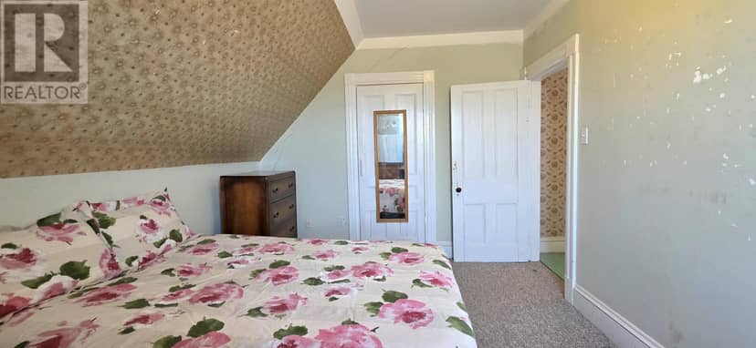989 Canoe Cove Road — photo 17 of 34