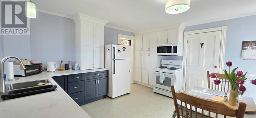 989 Canoe Cove Road — photo 3 of 34