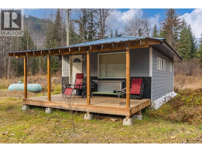 5513 Prosh Frontage Road, Sicamous, photo 5