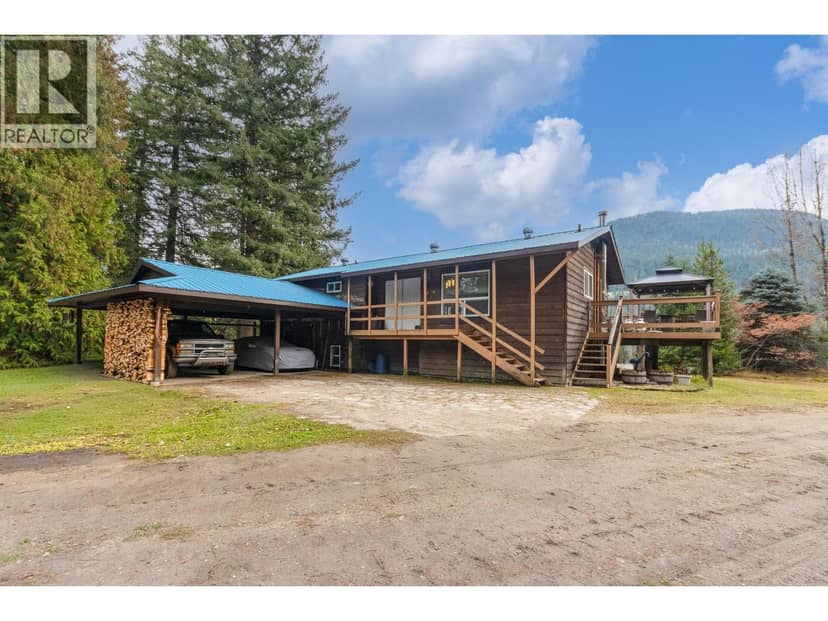 5487 Prosh Frontage Road, Malakwa, photo 6