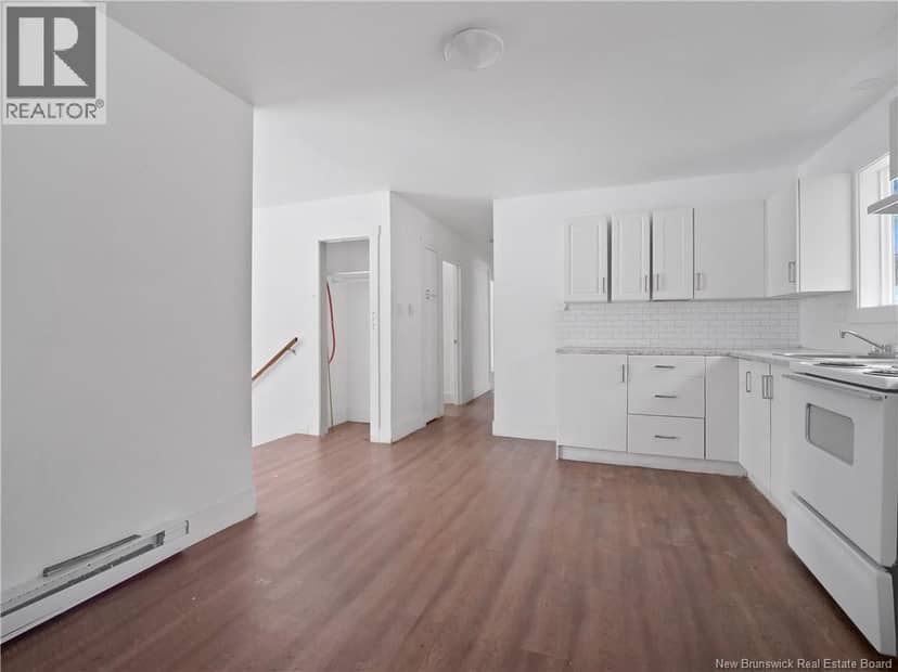 194-196 Lorne Street — photo 7 of 18