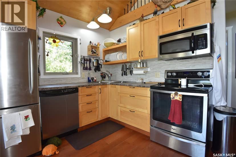 621 Pine DRIVE — photo 11 of 40