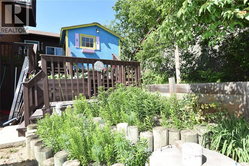 621 Pine DRIVE — photo 32 of 40