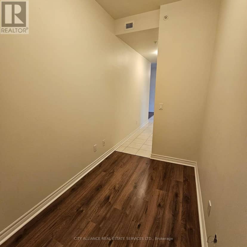 512 - 2522 Keele Street — photo 13 of 26