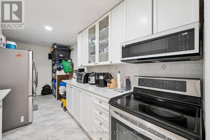 2306 - 340 Dixon Road — photo 11 of 20