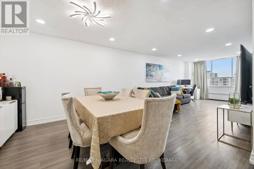 2306 - 340 Dixon Road — photo 4 of 20