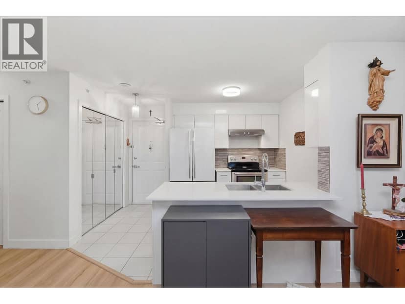 505 6659 SOUTHOAKS CRESCENT, Burnaby, photo 8