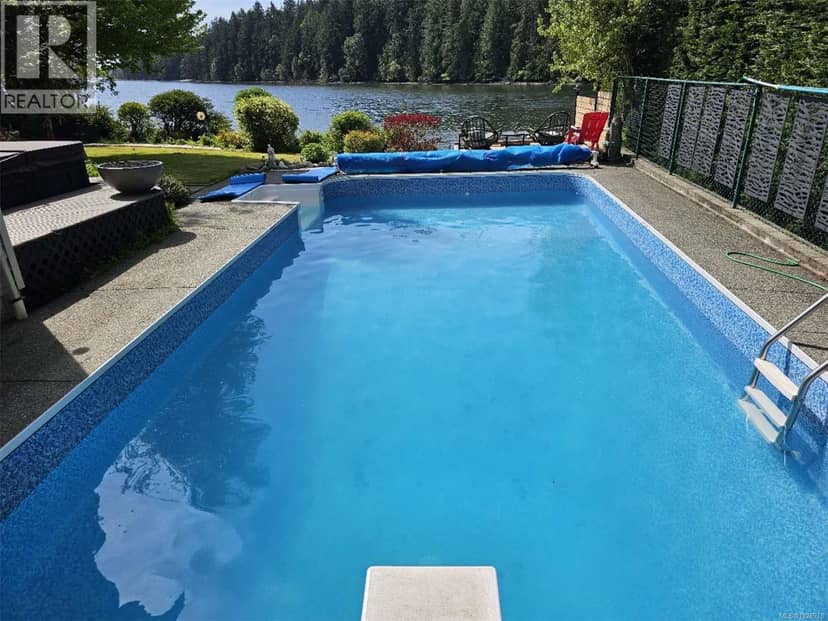 4712 Shell Beach Rd — photo 1 of 40
