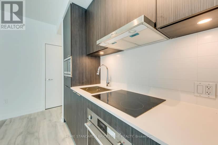 N2406 - 7 Golden Lion Heights — photo 11 of 33