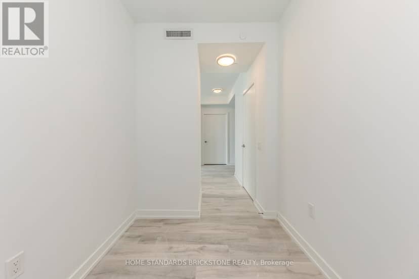 N2406 - 7 Golden Lion Heights — photo 25 of 33