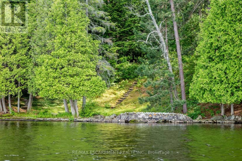 0 Crown Island Island — photo 37 of 40