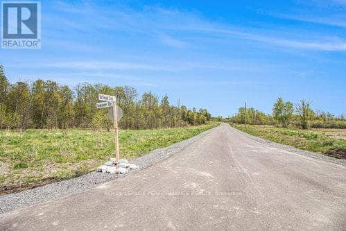 7 McDonell Crescent, Ottawa, photo 6