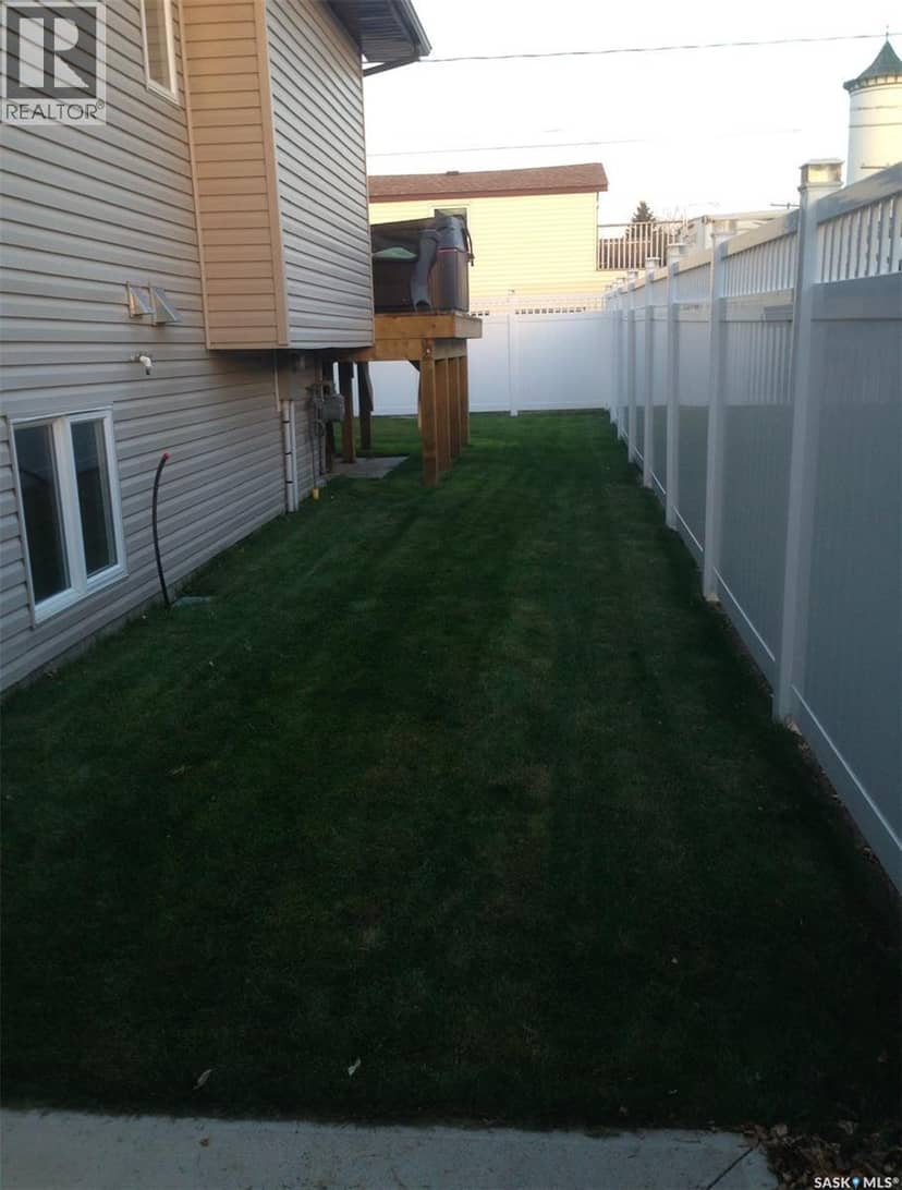 916 3rd STREET SE — photo 19 of 19
