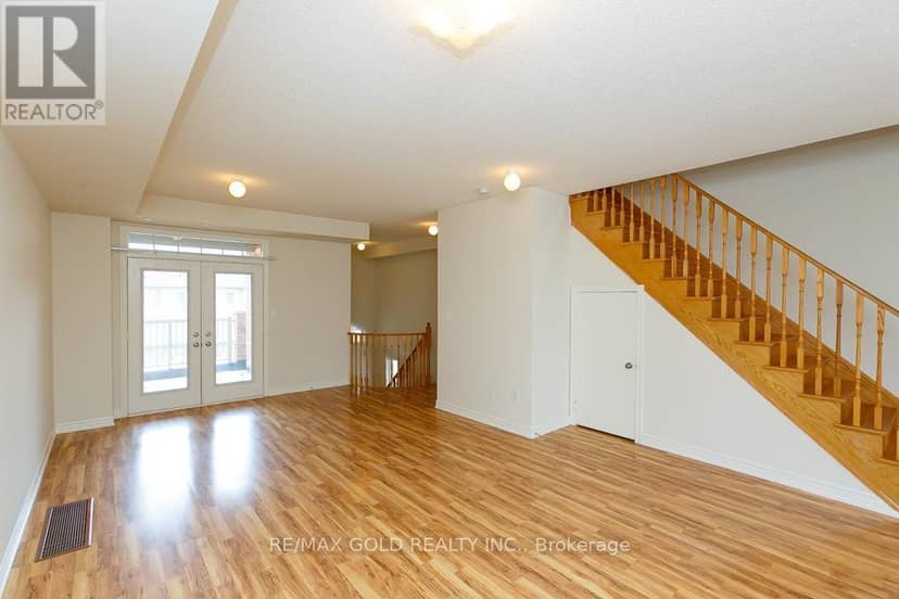 137 Inspire Boulevard — photo 4 of 12