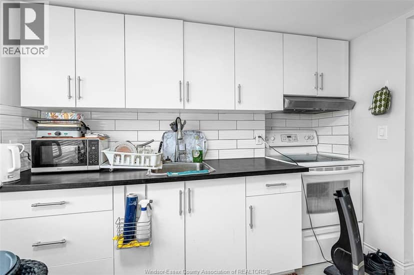 1771 Windermere ROAD — photo 35 of 38