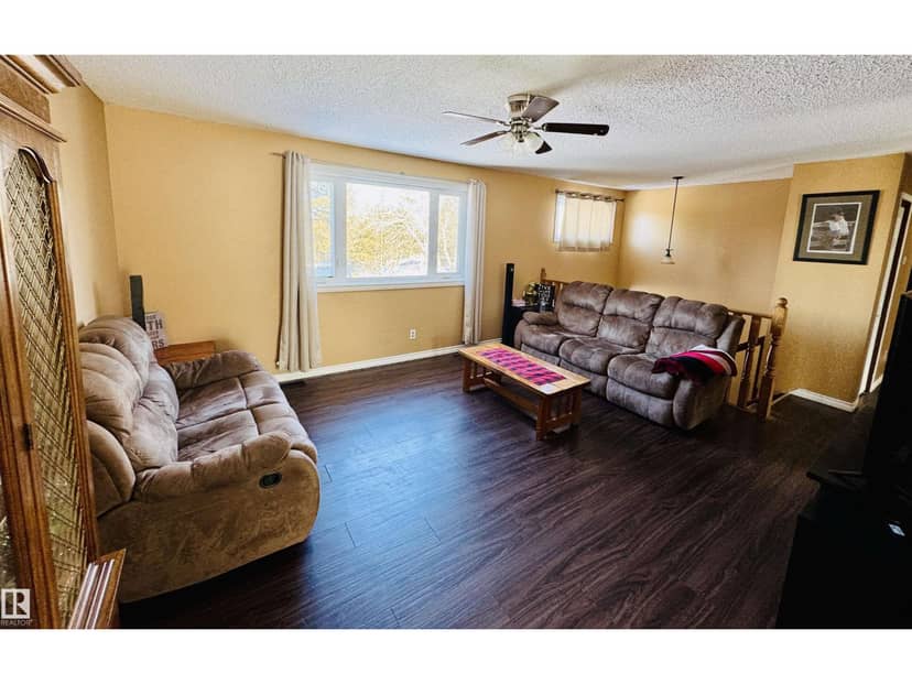 351 58532 RR 113, Rural St. Paul County, photo 6