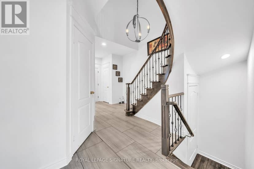406 Hewitt Circle — photo 13 of 40